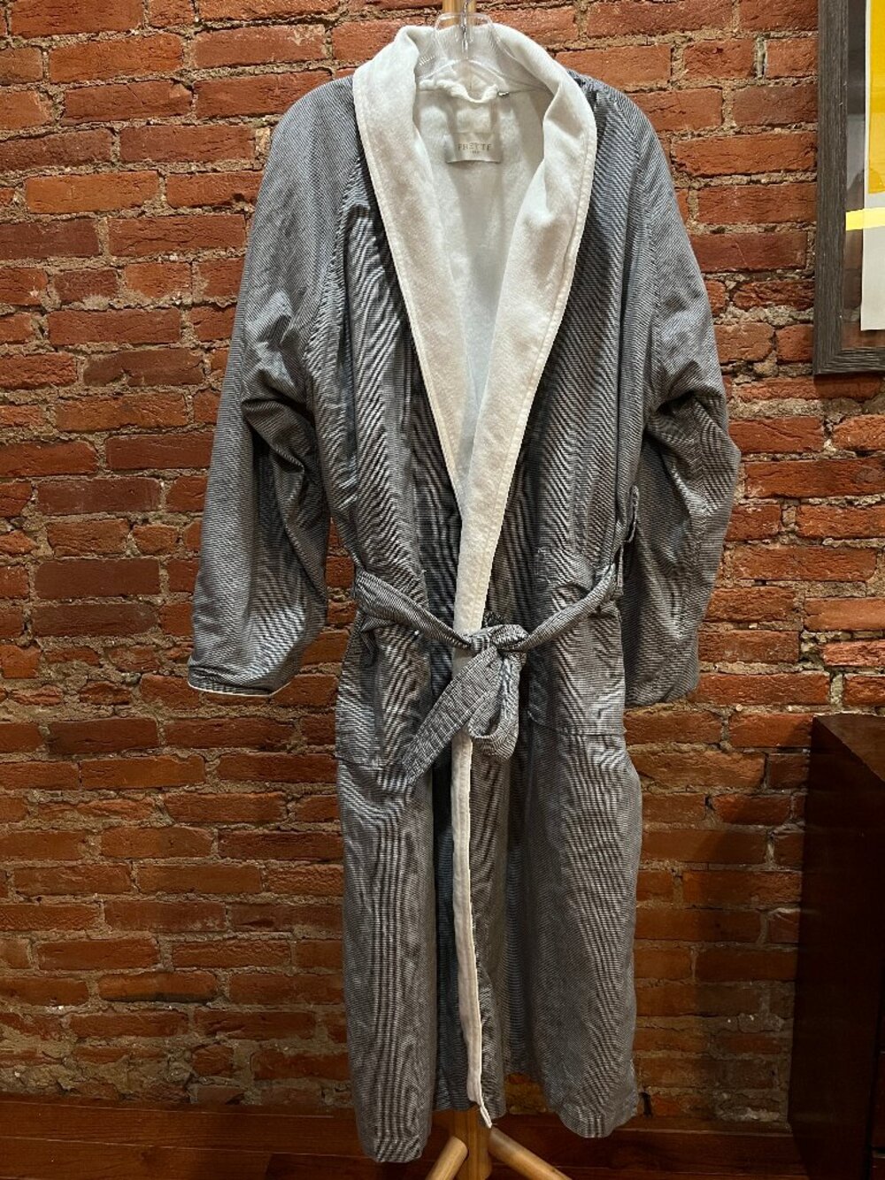 Frette Kimpton Hotels Luxury Robe Microhoundstooth Terry Size L